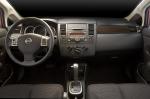 Nissan Versa 2010 года